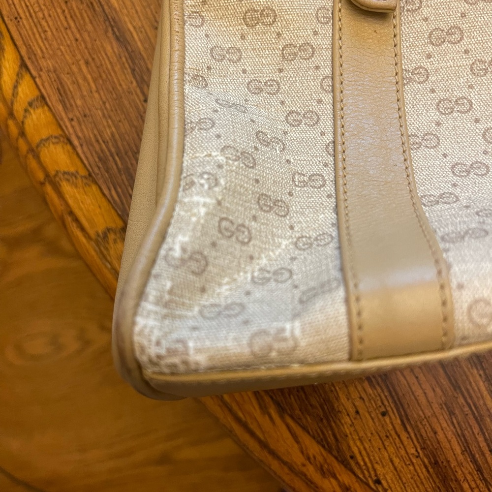 Gucci Vintage Micro GG Shoulder Bag Authenticated - Picture 16 of 17